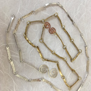 hammered link necklace